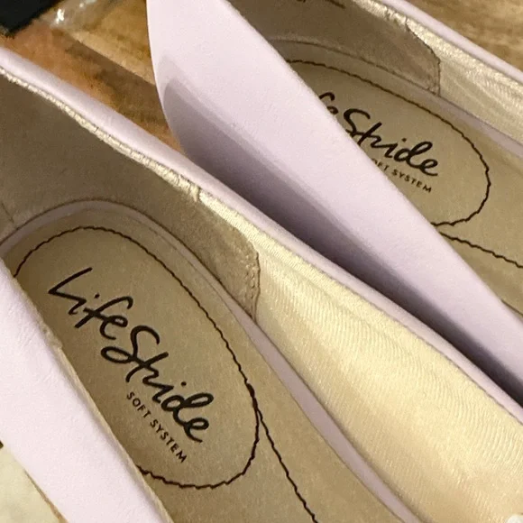 NWT life Stride Lilac Pumps - Picture 2 of 5